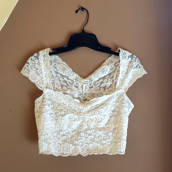 Lacey White Crop Top - Picture 1 of 4